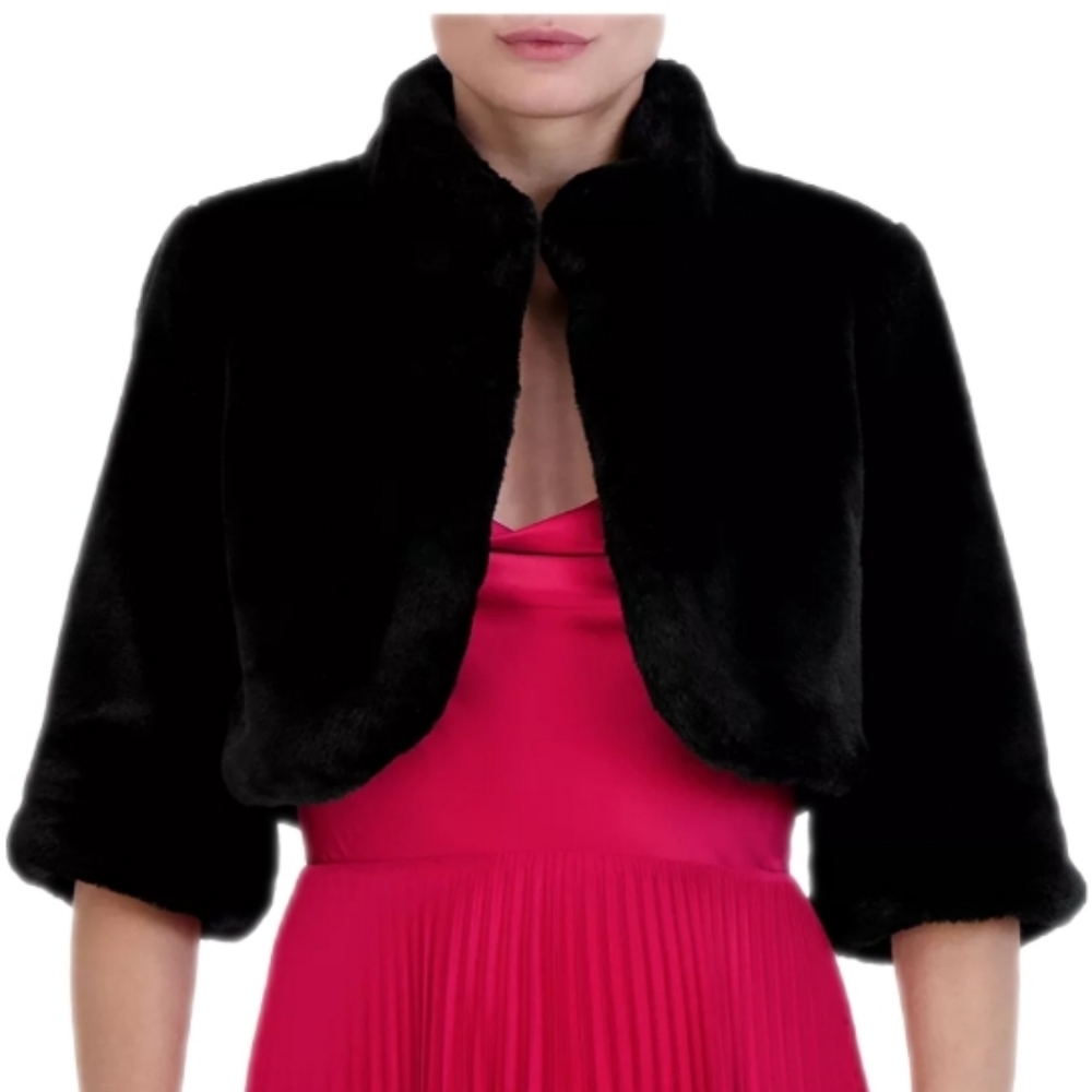 Laundry by Shelli Segal black faux fur wide sleeve cropped shrug jacket. M.